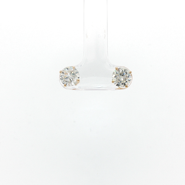 Round Diamond Stud Earrings in Yellow Gold